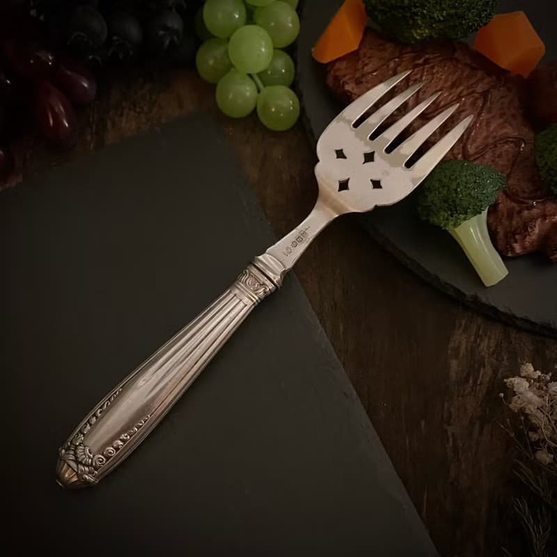 英國鍍銀大型分食餐叉