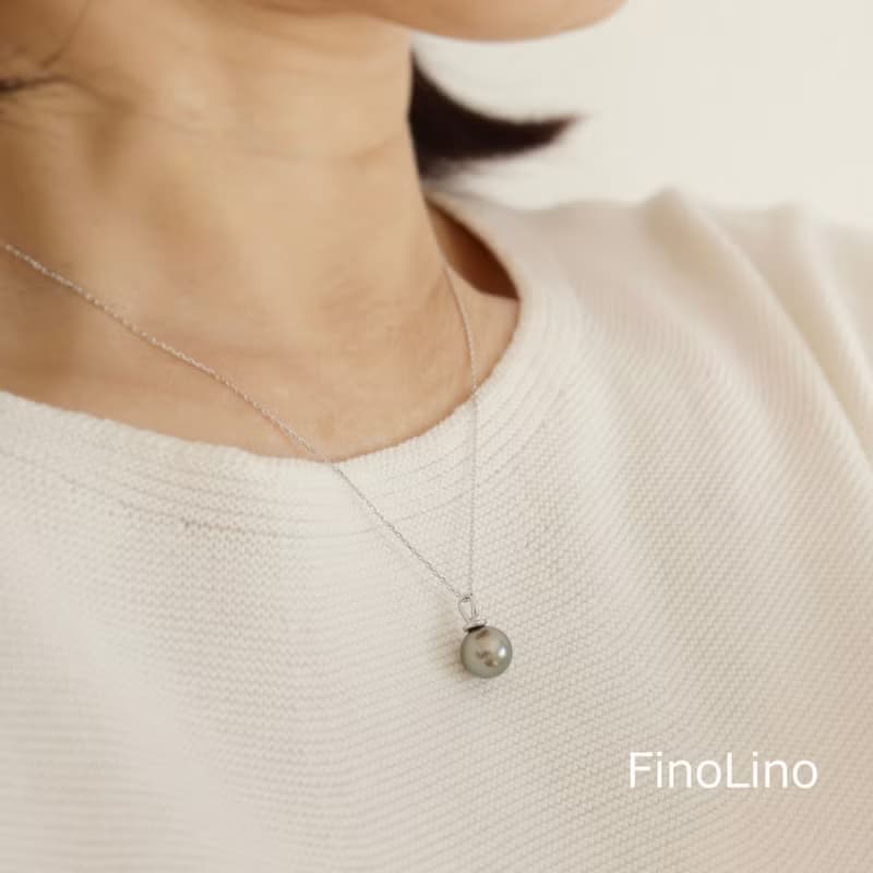 Knot タヒチパール黒蝶真珠のシルバー製ペンダントネックレス