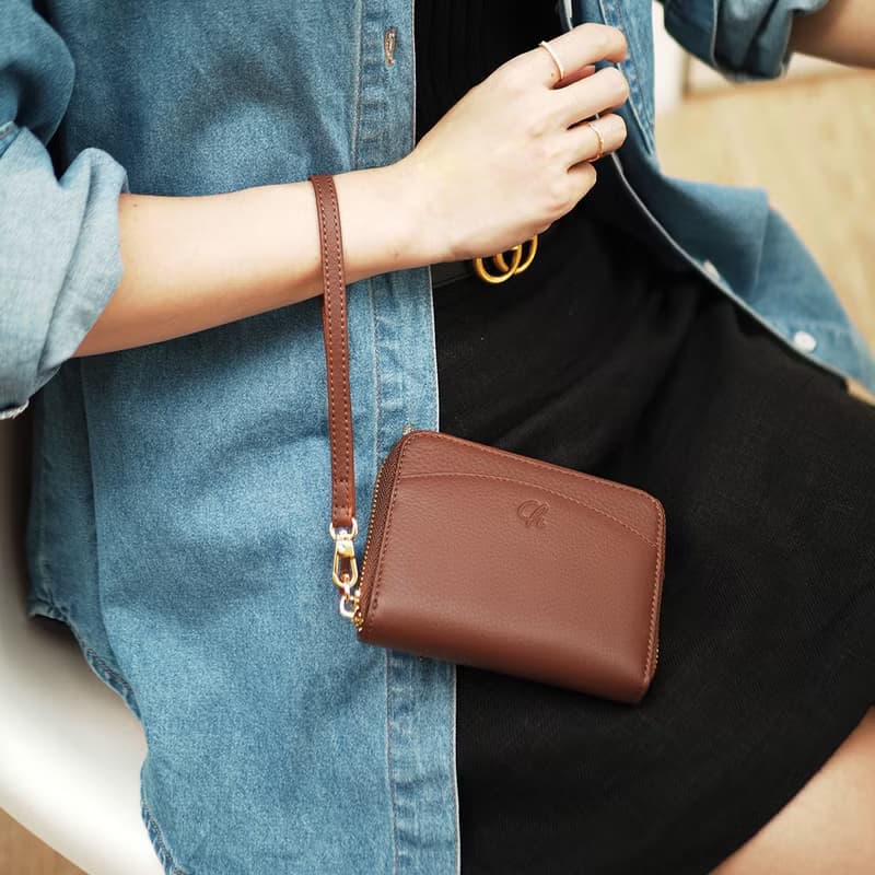 Charm (Rust brown) : Medium Zip Wallet, Short wallet, Cow Leather, Brown