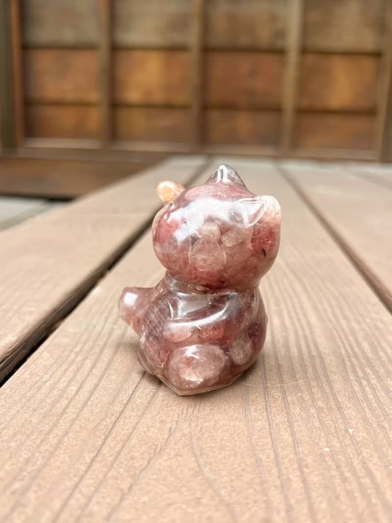 水晶擺飾【招財貓 草莓晶】桃花運 好人緣