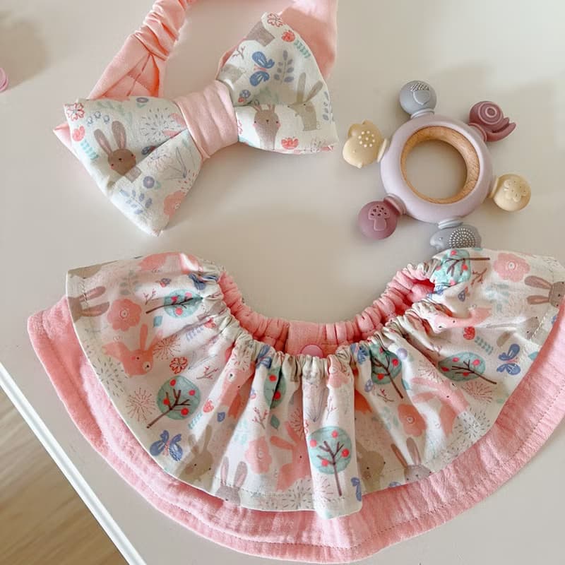 現貨粉灰兔花草生活 兩件組彌月禮盒 圍兜髮帶 嬰兒禮物周歲禮