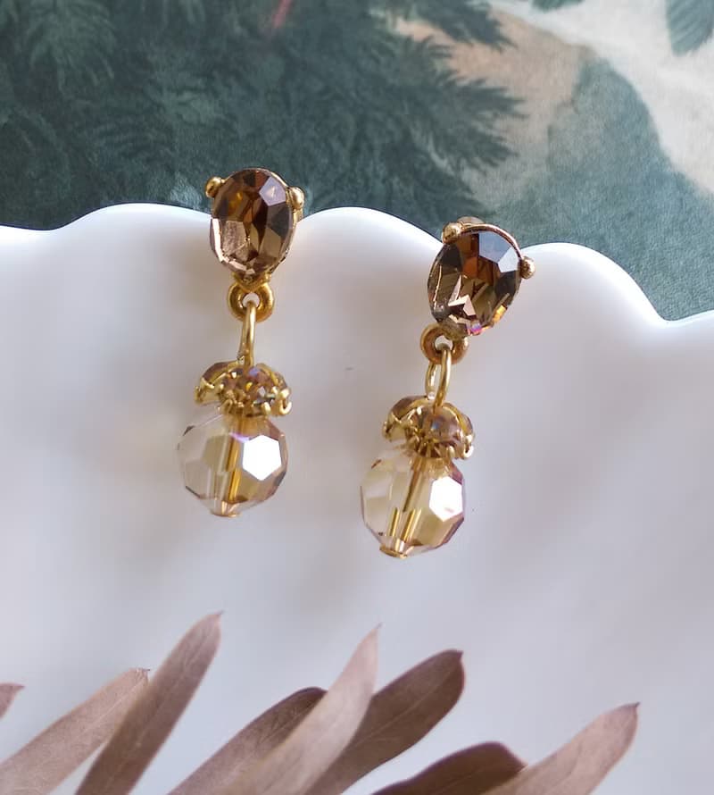 Vintage Jewelry 西洋古董飾品 秀氣 茶色系 小巧可愛   針式耳環