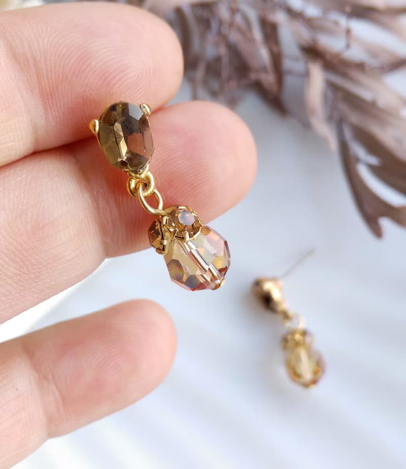 Vintage Jewelry 西洋古董飾品 秀氣 茶色系 小巧可愛   針式耳環