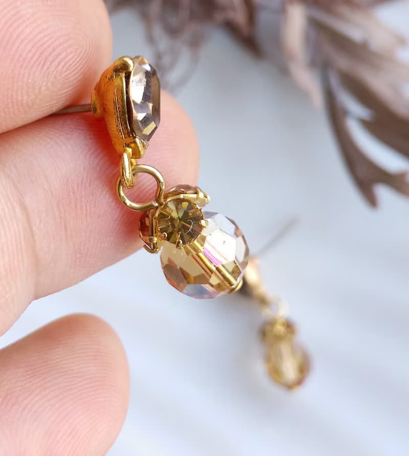 Vintage Jewelry 西洋古董飾品 秀氣 茶色系 小巧可愛   針式耳環