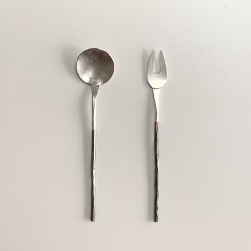 真鍮の小さいとんがりフォーク