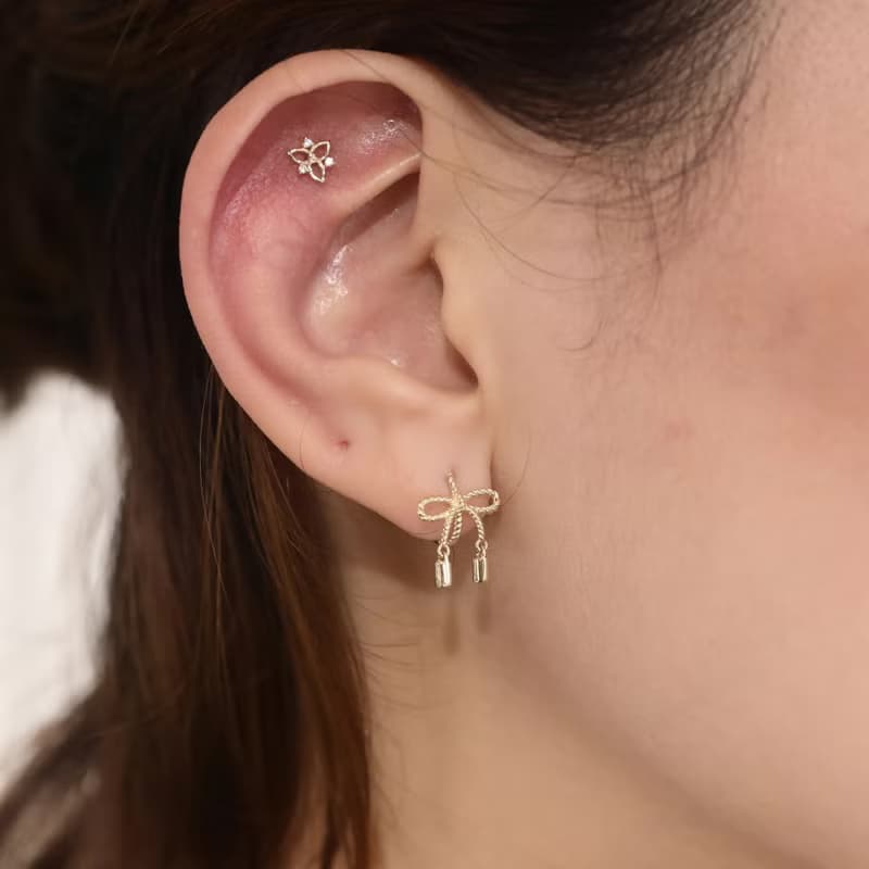 14K 螺旋蝴蝶結墜耳扣耳環 (內徑 8 mm)  洗澡免摘 碰水不褪色