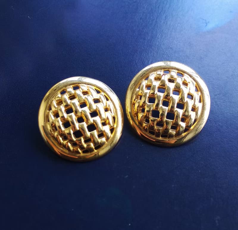 Vintage Jewelry 西洋古董飾品 金色調 金格子 針式耳環