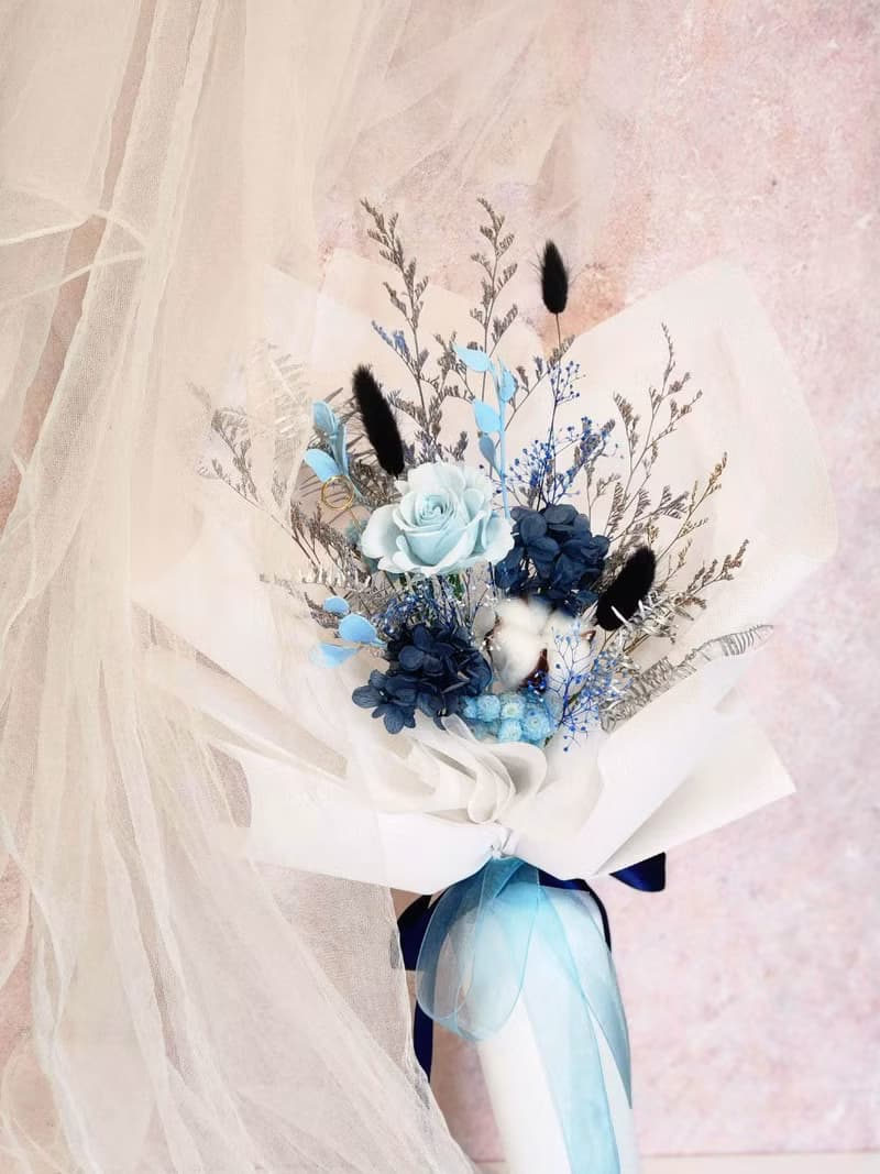 海沫永生玫瑰花束 情人節花束 求婚花束 藍色玫瑰花束