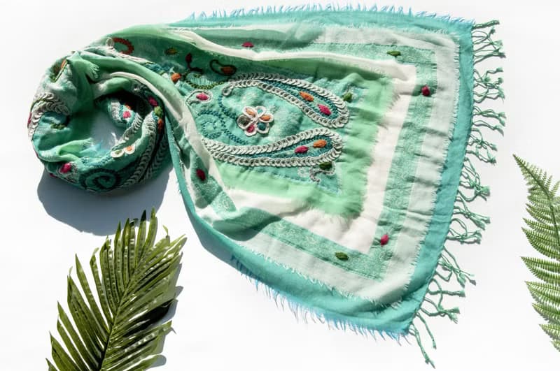 喀什米爾Cashmere/水煮羊毛披肩/針織圍巾/刺繡圍巾/羊絨披巾-花