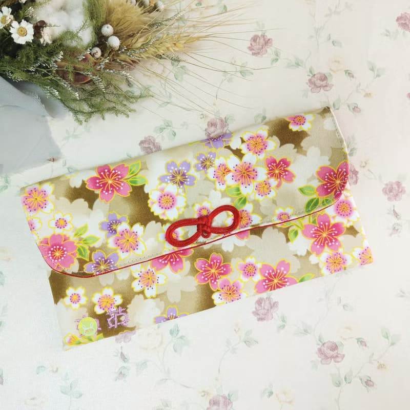 免費繡名字。質感櫻花-2色可選。布紅包袋 / 口罩收納袋