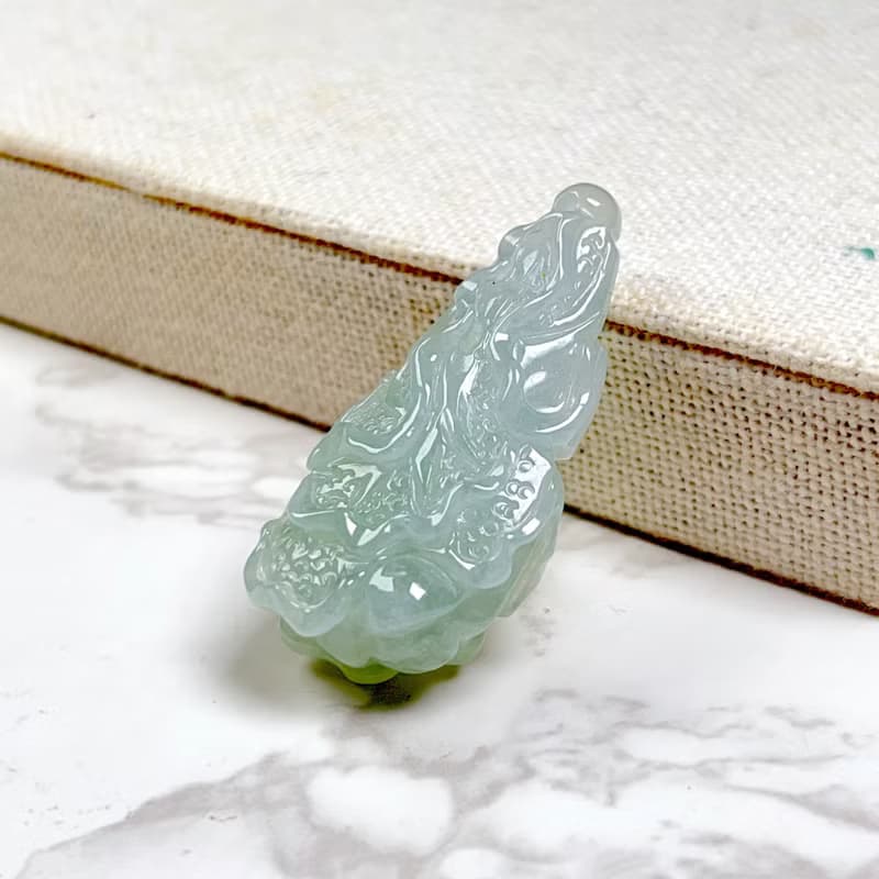 【擺財】冰綠翡翠巧雕白菜 | 天然緬甸玉A貨翡翠 | 送禮
