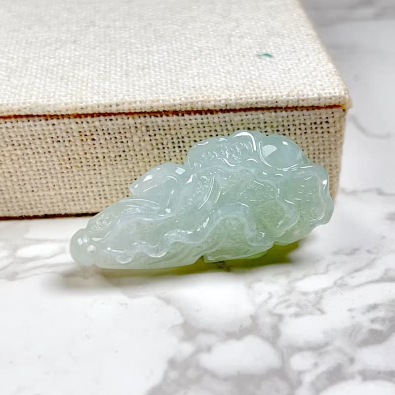 【擺財】冰綠翡翠巧雕白菜 | 天然緬甸玉A貨翡翠 | 送禮