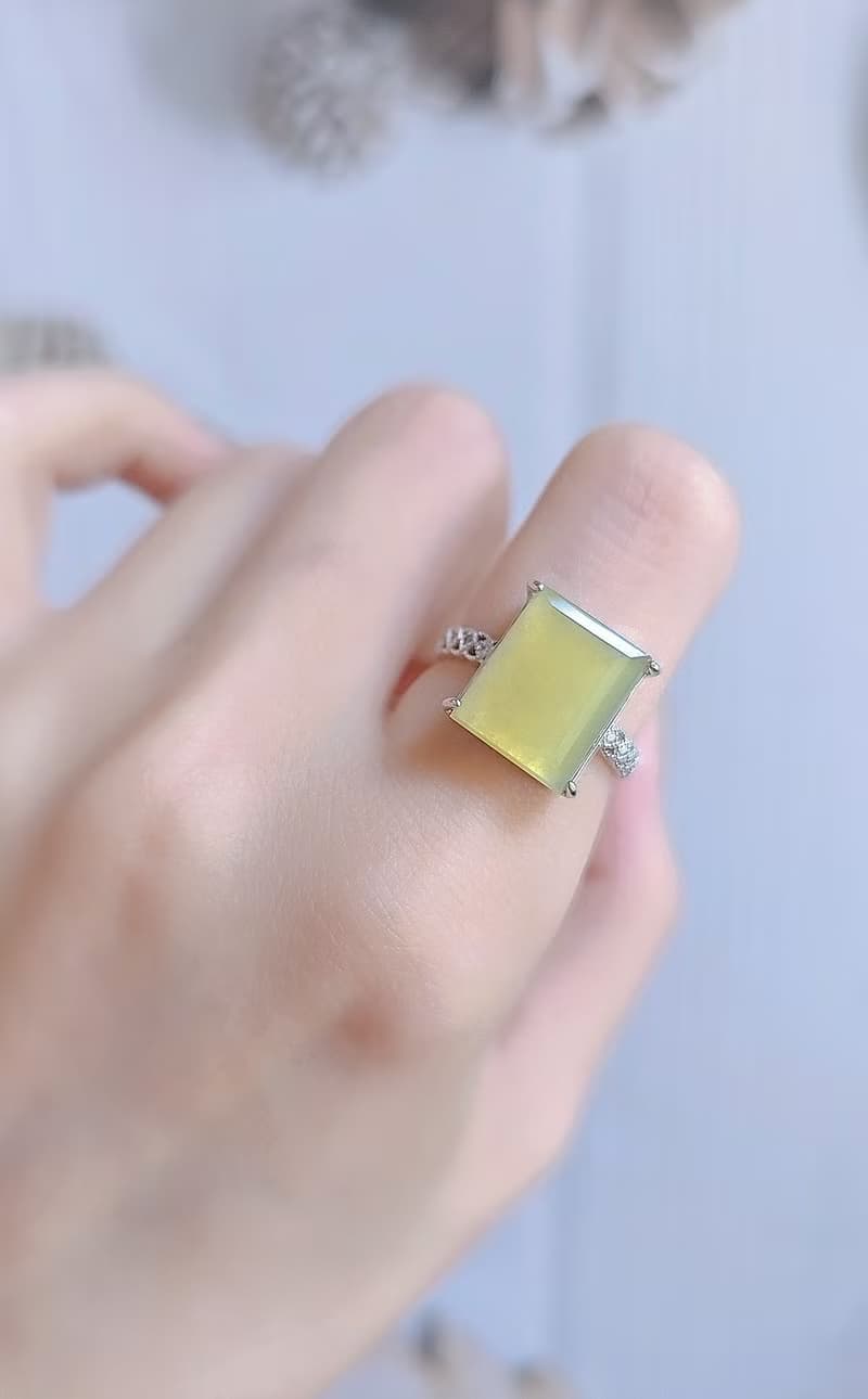 輕鬆招財|馬卡龍無燒冰玻亮黃翡無事牌|緬甸A貨翡翠純銀蕾絲戒指