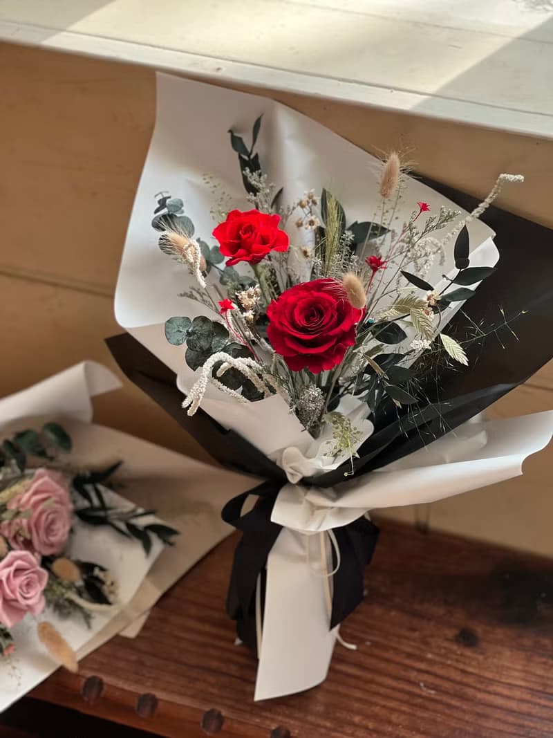 永生花 永生玫瑰花束 告白花束 求婚花束 情人節花束 不凋花 乾燥