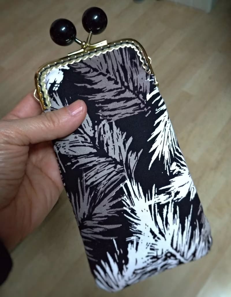 【MY。手作】口金眼鏡包 / 手機包