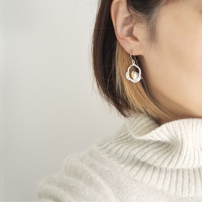 コマドリ 鳥 ピアス イヤリング 片耳