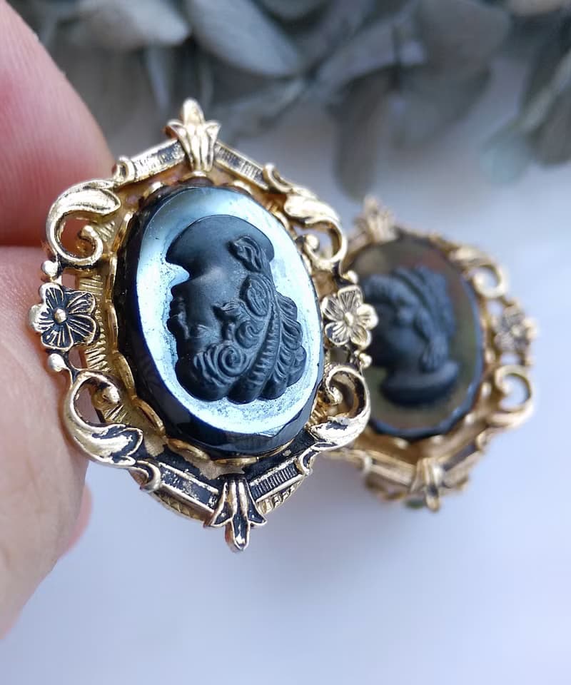 Vintage Jewelry 西洋古董飾品 CAMEO 優雅氣質 仕女 夾式耳環