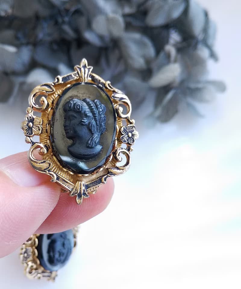 Vintage Jewelry 西洋古董飾品 CAMEO 優雅氣質 仕女 夾式耳環