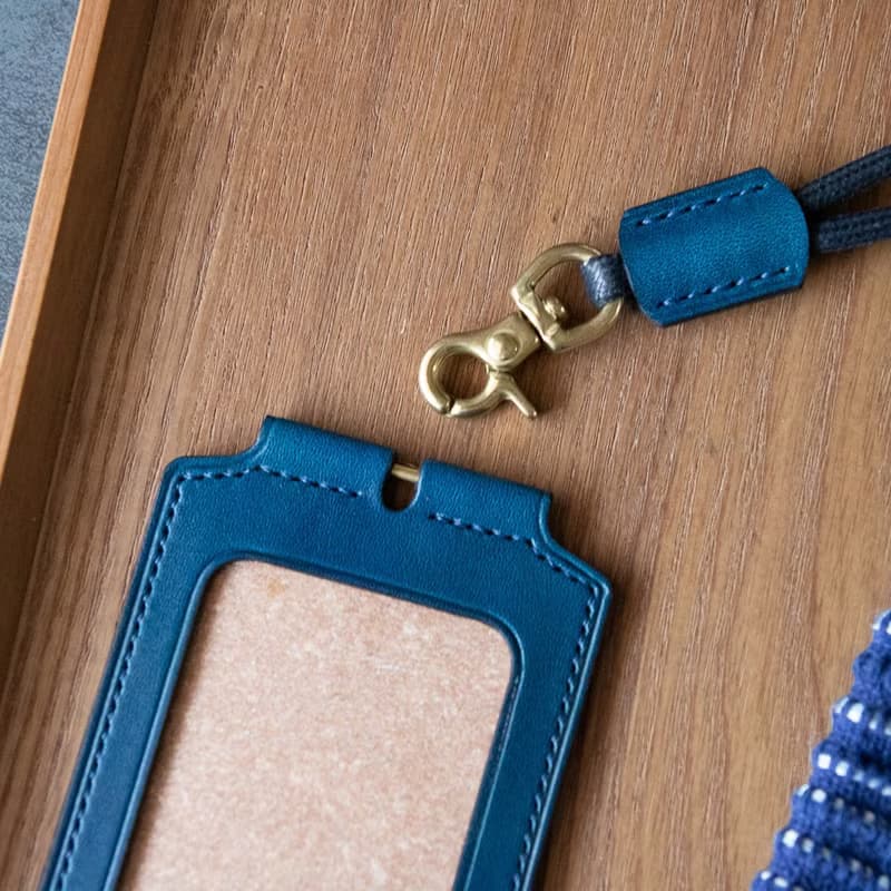植物鞣手工皮革證件套 附頸繩 海洋藍 id card holder