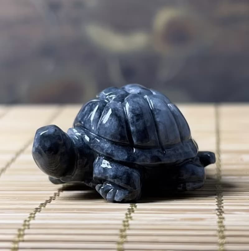 【吉祥‧長壽】烏雞翡翠烏龜 | 天然緬甸A貨翡翠 |  送禮