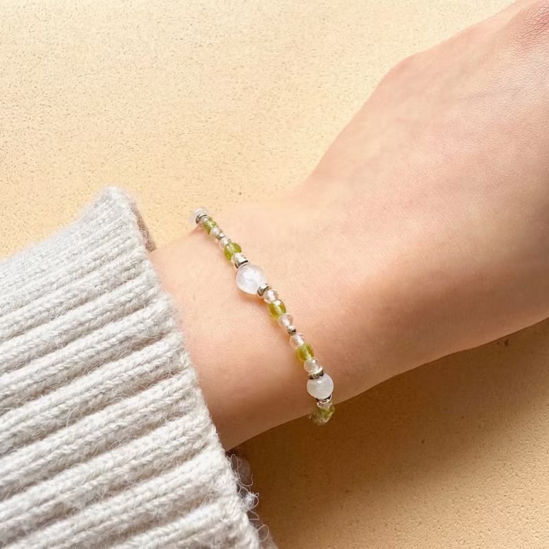 Found.Myth 八月的誕生石天然橄欖石 月光石 白水晶 925純銀手鍊