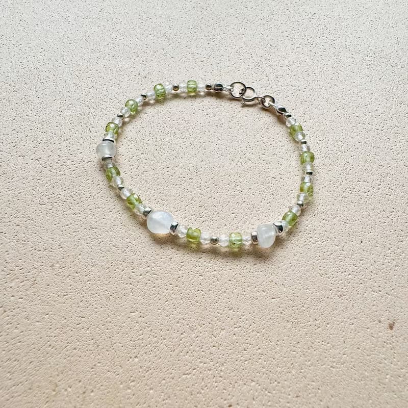 Found.Myth 八月的誕生石天然橄欖石 月光石 白水晶 925純銀手鍊