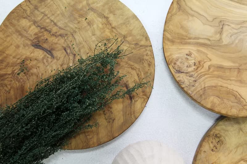 英國Naturally Med橄欖木一體成型20公分圓形砧板/餐板/展示板