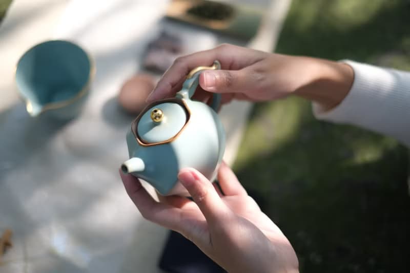 【母親節禮物】陶作坊│懷汝_龍騰雲起典金壺海杯禮盒_粉青