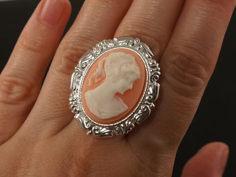 White Pink Lady Girl Cameo Large Oval Silver Adjustable Ring Woman Jewelry Gift