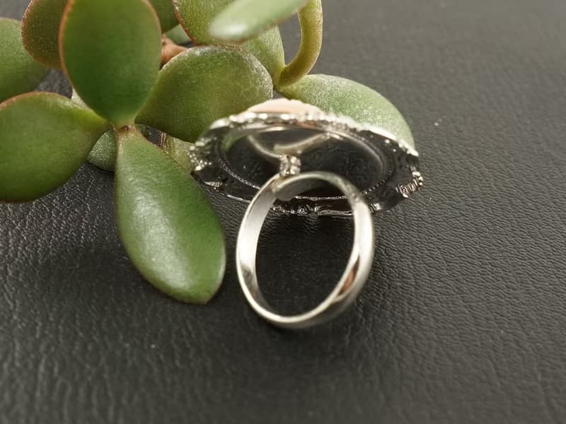 White Pink Lady Girl Cameo Large Oval Silver Adjustable Ring Woman Jewelry Gift