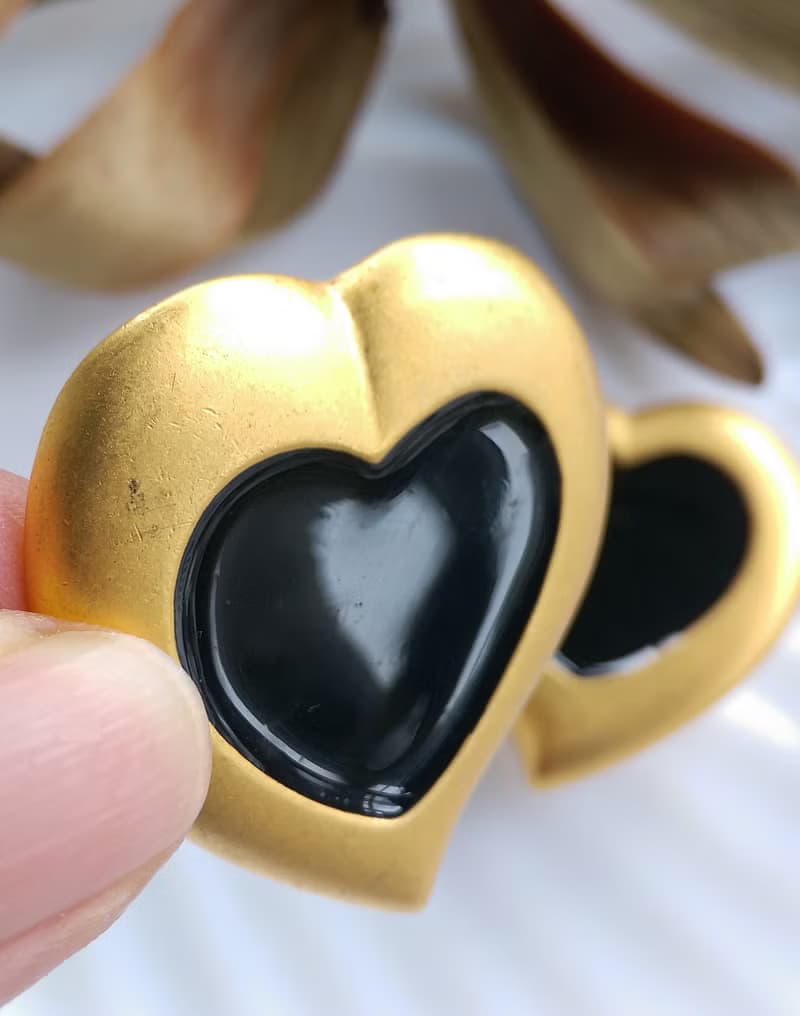 Vintage Jewelry 西洋古董飾品 啞光 黑心 愛心 大耳環 夾式耳環