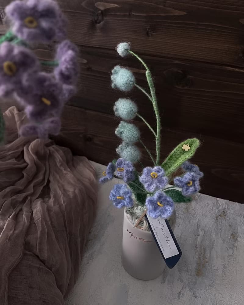 Mustflor-馬海毛鈴蘭盆花-手工針織花