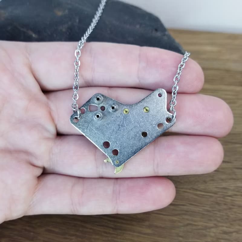 未來派男士項鍊。 科技飾品。 給極客的父親節禮物