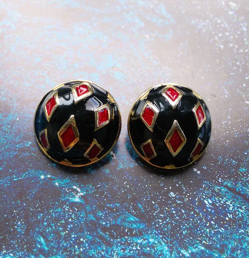 Vintage Jewelry 西洋古董飾品 幾何 黑底摩登琺瑯  夾式耳環