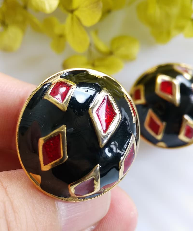 Vintage Jewelry 西洋古董飾品 幾何 黑底摩登琺瑯  夾式耳環
