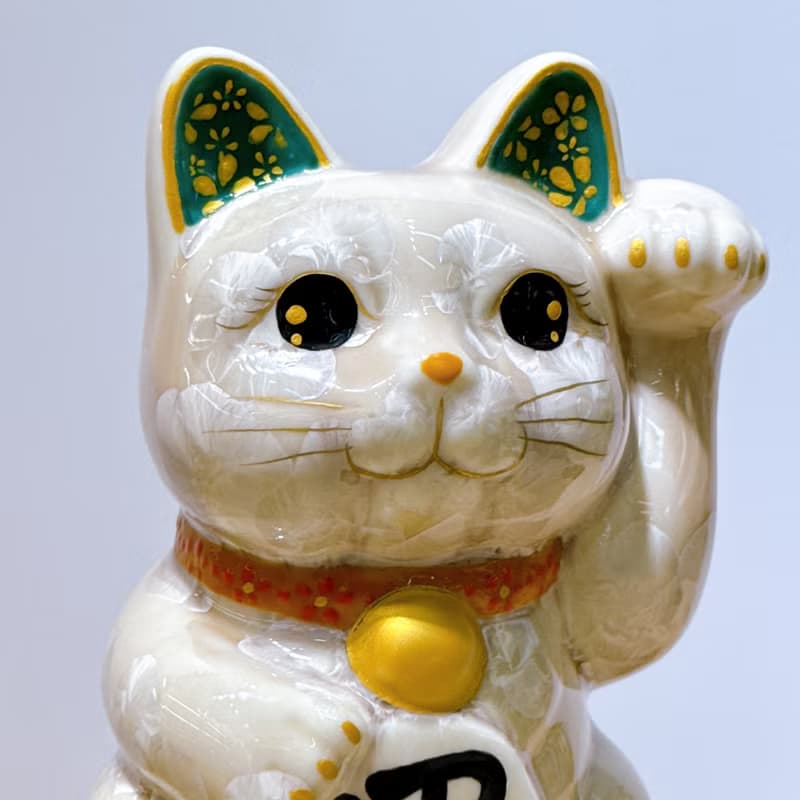 【福杏綻華】日本清水燒招財貓 | 花結晶 杏 - 億万両 左 中號