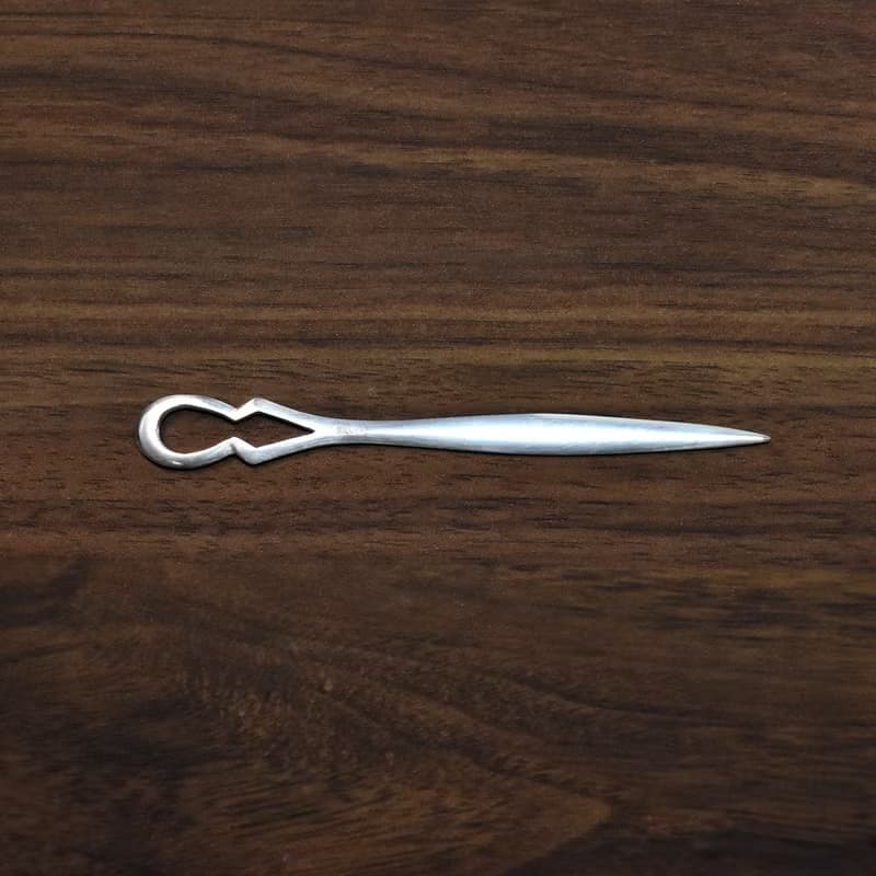 銀の菓子切り　菓子楊枝　透かし模様