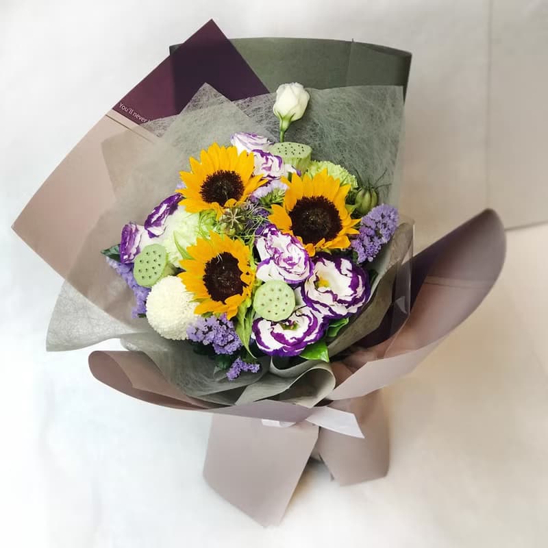 夏綠蒂鮮花花束 | 畢業 生日首選 | 台北可自取