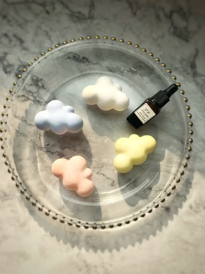 彩虹雲朵車上擴香石附上香氛