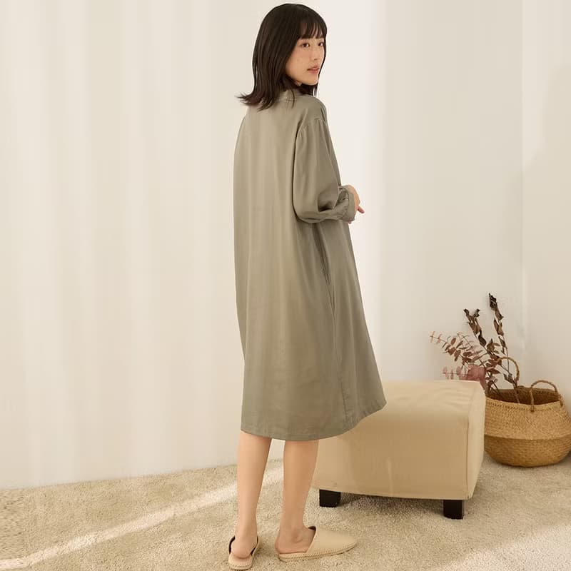 UMORFIL緞面肩抽摺傘狀洋裝 -共3色