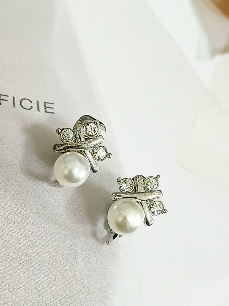 vintage jewelry  AVON 氣質佳人珍珠款 夾式耳環