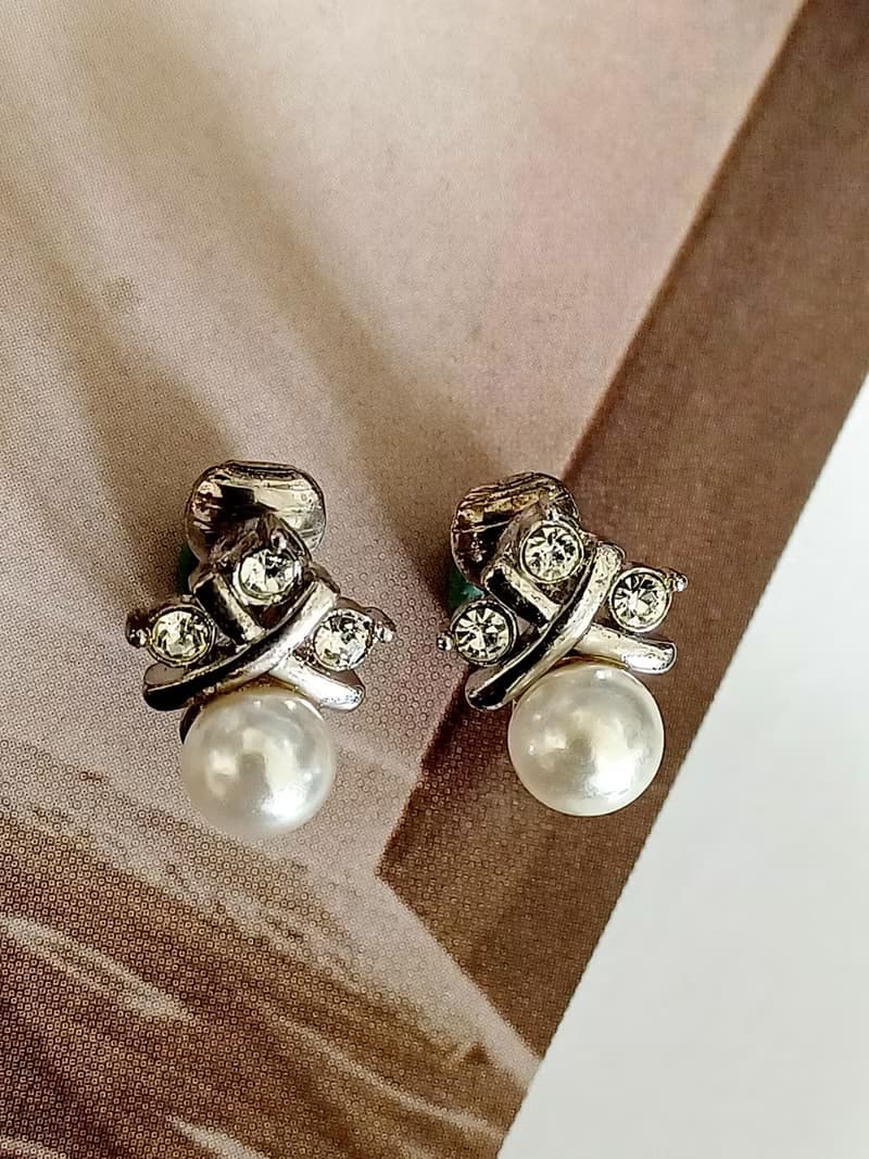 vintage jewelry  AVON 氣質佳人珍珠款 夾式耳環