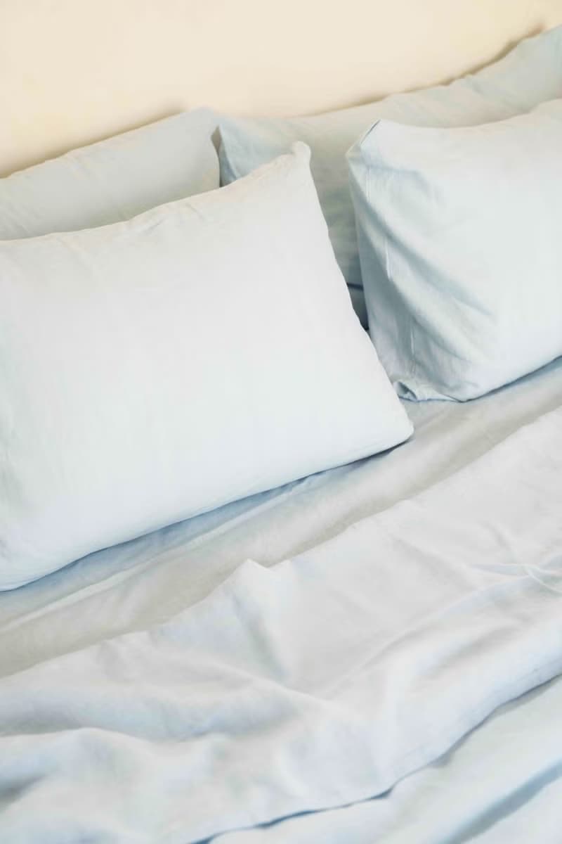 Sky blue linen fitted sheet / Softened linen bed sheet / Deep pocket