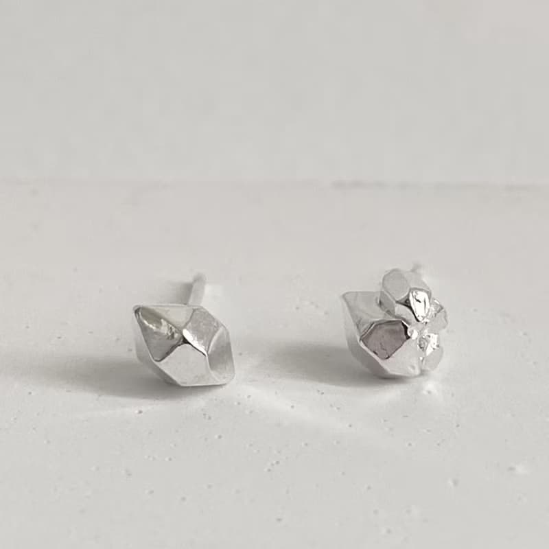 小棱石耳環 Prismatic earrings 925純銀