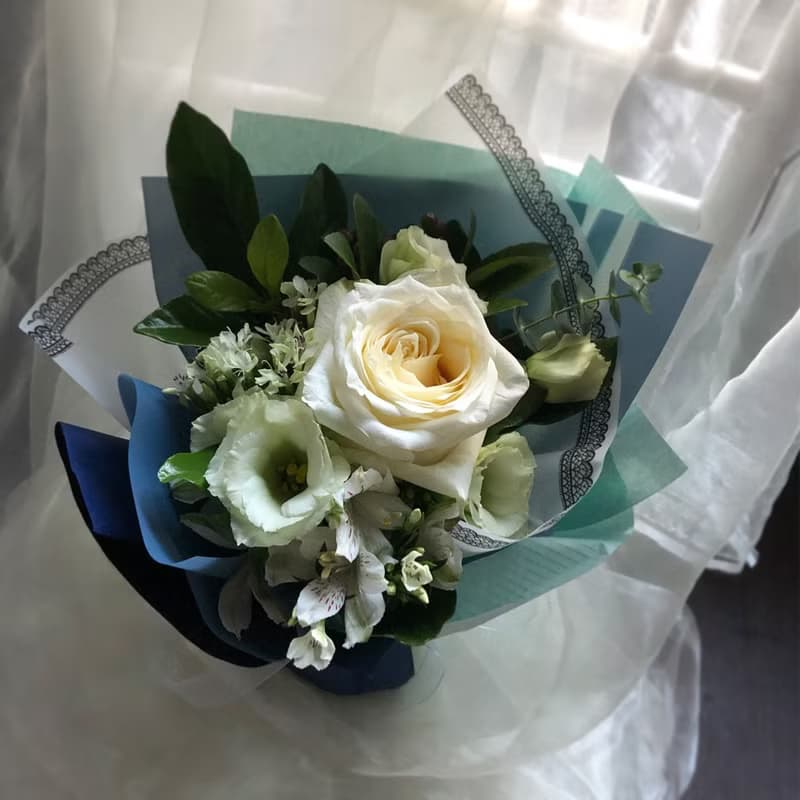 仙杜瑞拉鮮花花束 | 畢業 生日首選 | 台北可自取