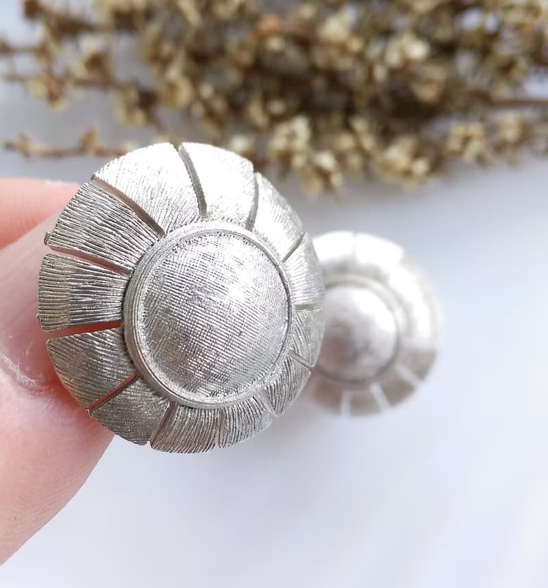 Vintage Jewelry 西洋古董飾品 銀色調 簡約幾何圓 夾式耳環