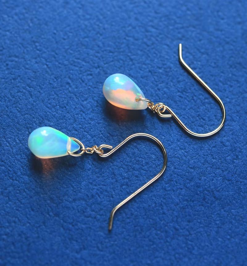 一粒オパール(ドロップ) K10フックピアス 10月誕生石~ESPOIR~