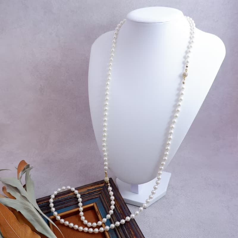 5wayロングパールネックレスとイヤーアクセサリー(ホワイトver.)