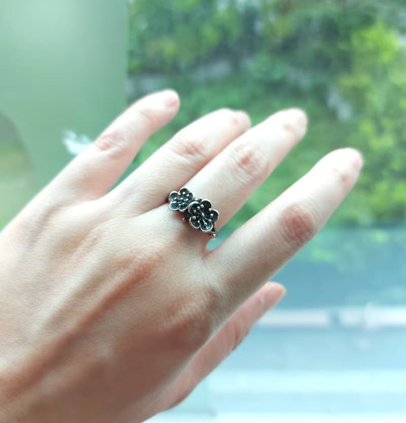 925純銀飾 +冬雪寒梅+ 盛開梅花意象戒指 國花 訂製戒圍