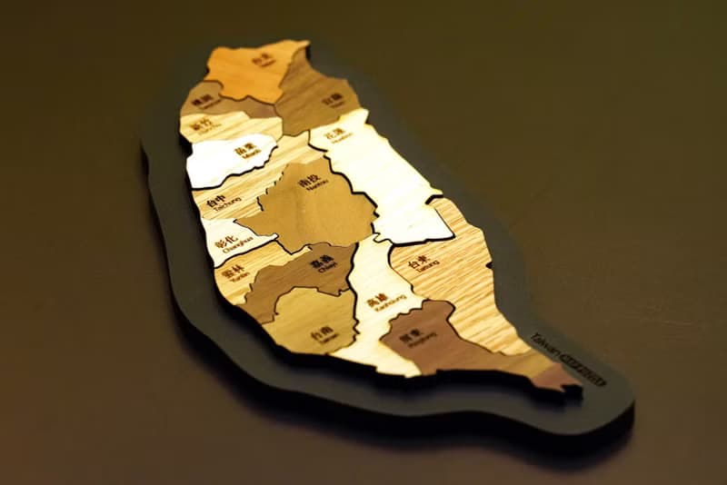 台灣地圖原木拼圖 Taiwan Map Puzzle